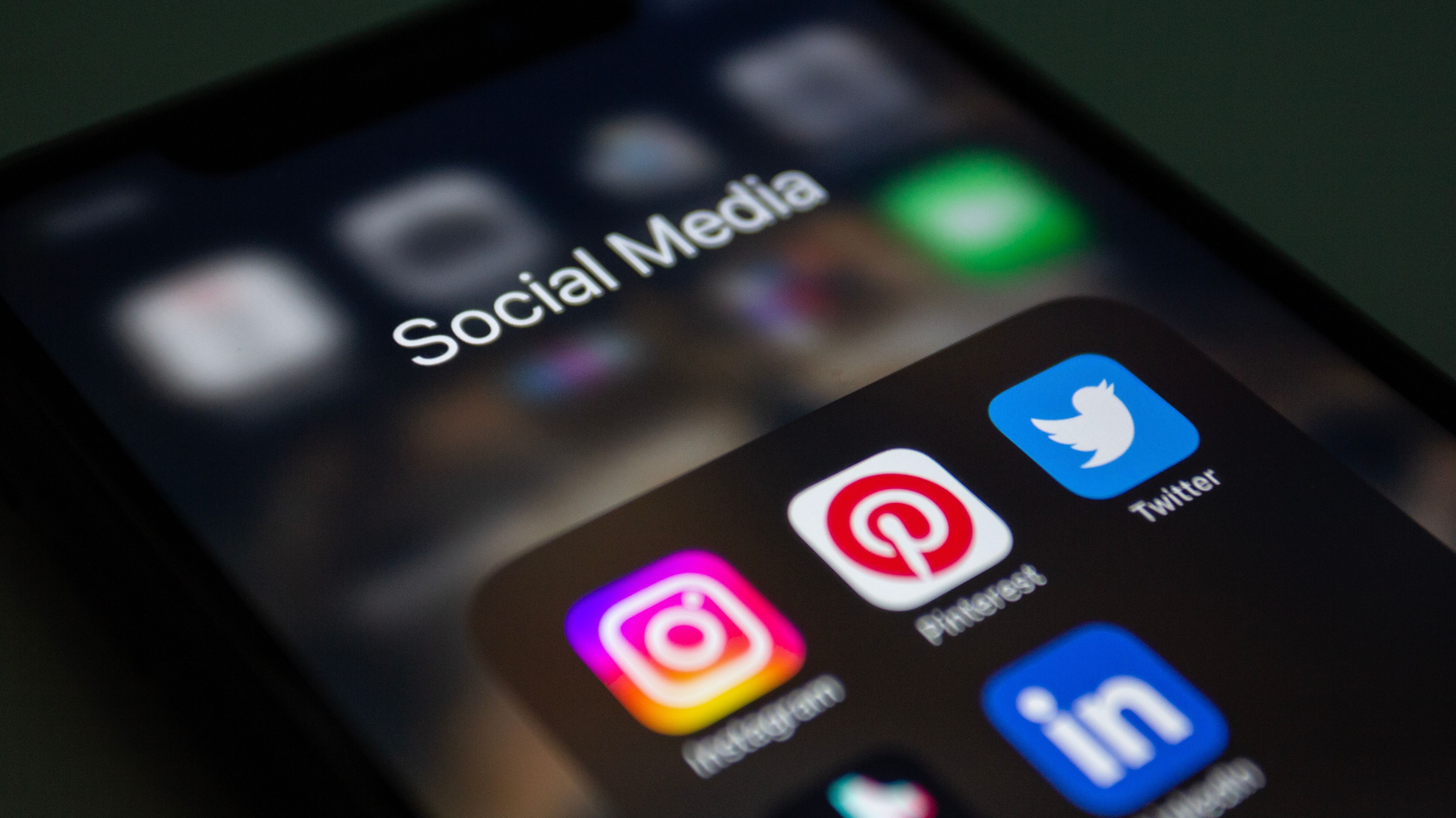 Course Image Beyond Hashtags: Gender, Power and the Digital Public Sphere - Wintersemester 2026/2027